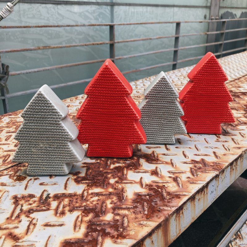 手工烧制陶瓷圣诞树装饰摆饰 一组四入 - 摆饰 - 瓷 