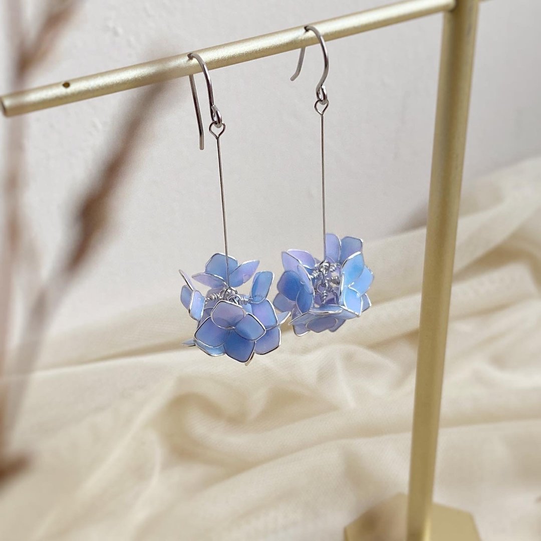 绣球花团 | 耳环  蓝 粉紫 蓝紫 可改 夹式耳环 接单制作 - 耳环/耳夹 - 树脂 蓝色