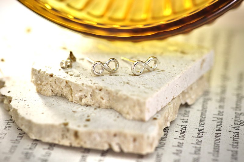 迷你无限耳环/耳针/Màn工 - 耳环/耳夹 - 纯银 银色