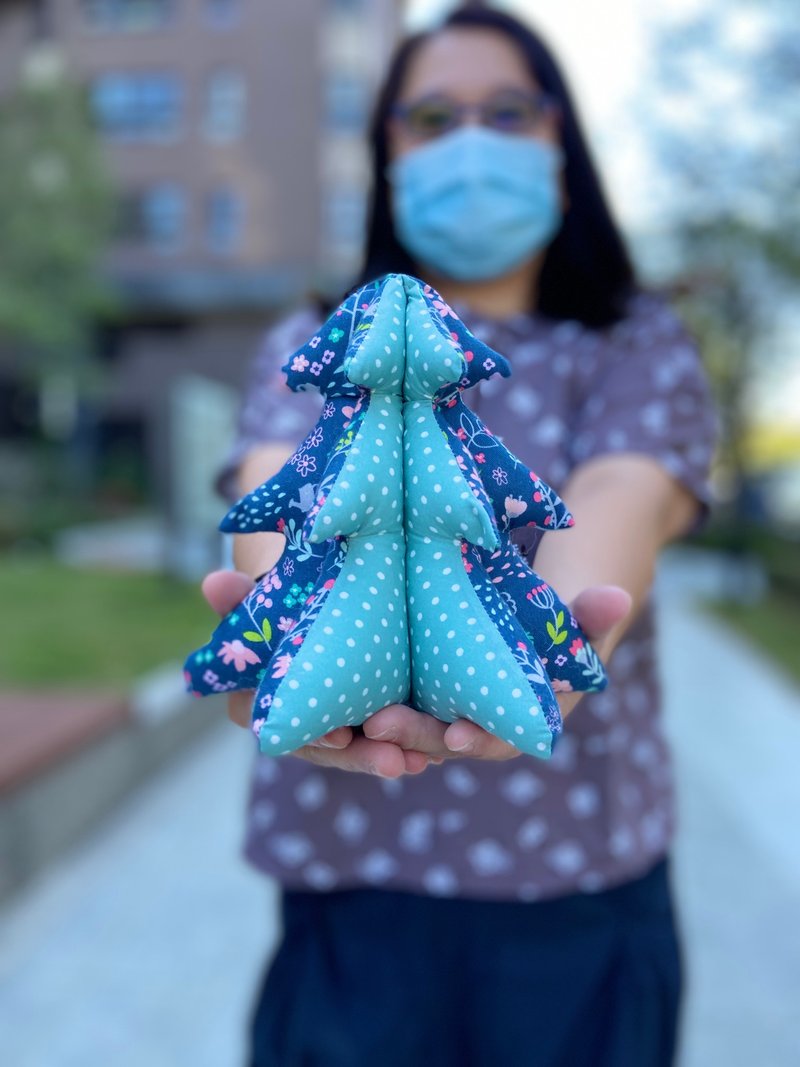 圣诞树/布作圣诞树/布制圣诞树-绿彩花 - 摆饰 - 棉．麻 红色