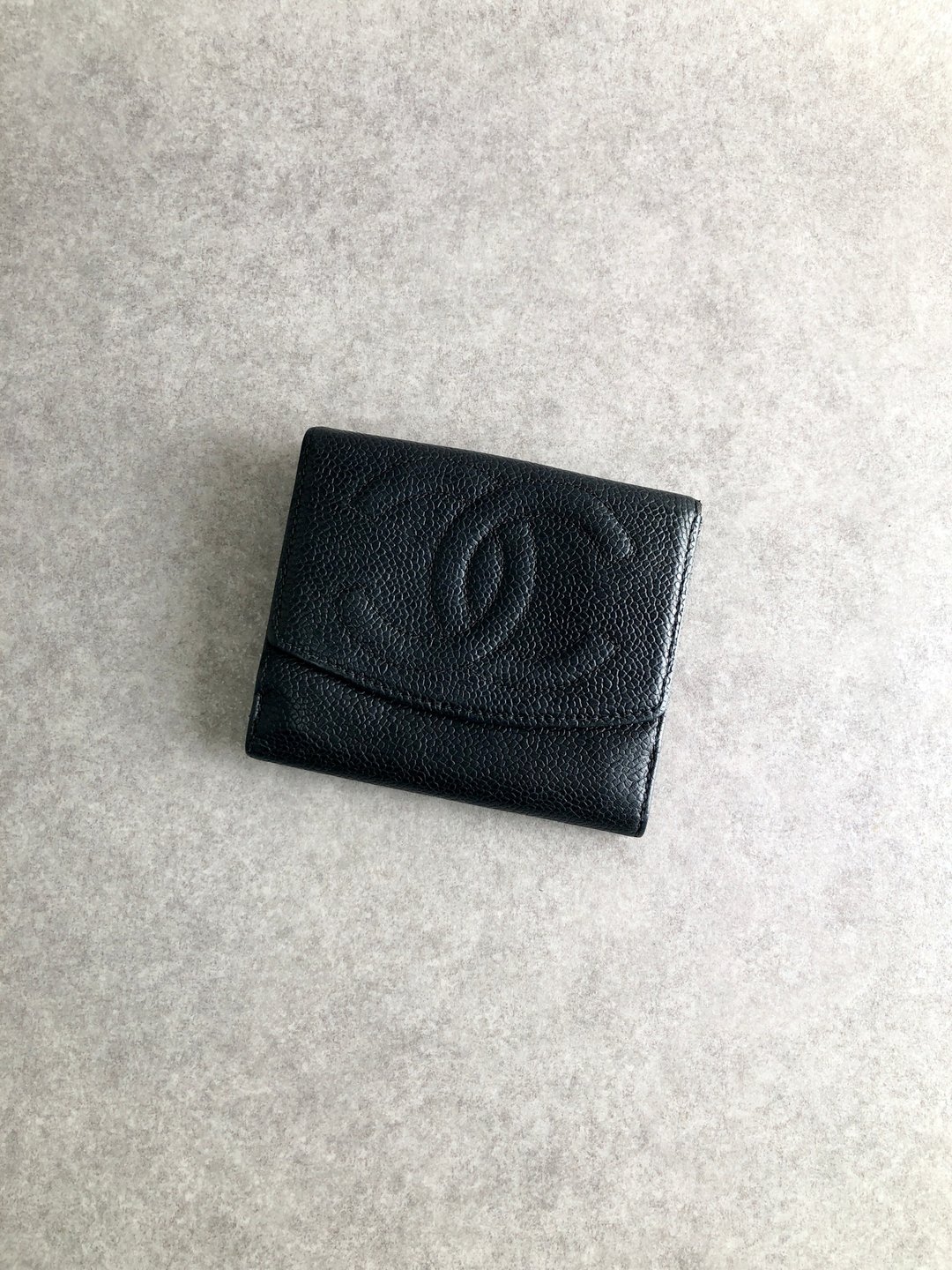 【日本直送 名牌二手包】CHANEL 香奈儿 钱包 黑色 经典双C LOGO 皮革 双折式 vintage 古董 老品 twdca6 - 皮夹/钱包 - 真皮 黑色
