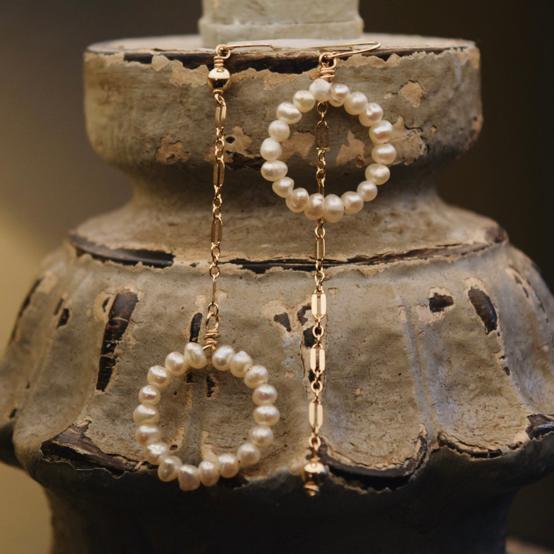 14k注金 小珍珠圈圈耳环 Pearlie earrings - 耳环/耳夹 - 贵金属 
