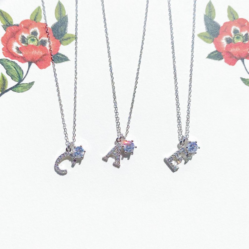 925纯银英文字母颈链 - 项链 - 纯银 银色