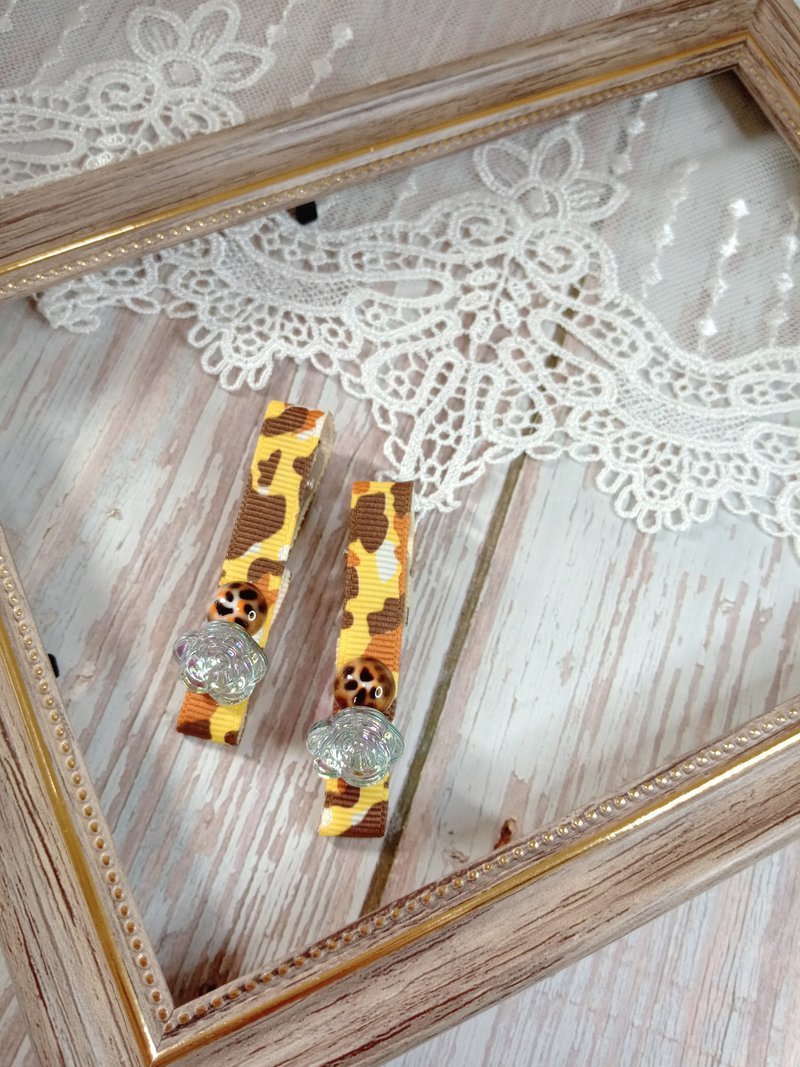 wow Handmade-夏日豹纹狂想曲钮扣 压夹 发夹 发饰 - 发饰 - 其他材质 