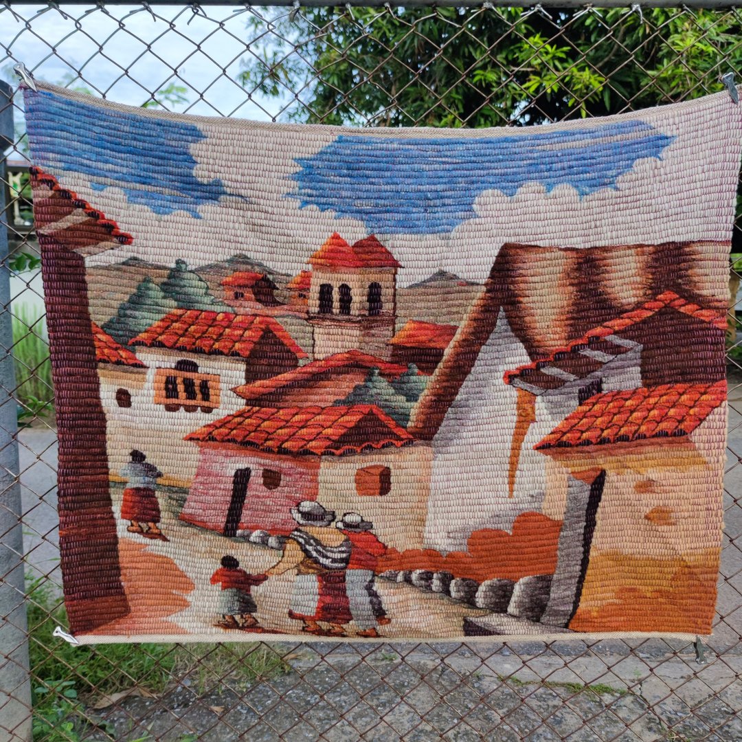 Vintage Peruvian Wool Tapestry Hand Woven Village Scene Kitsch Rug - 地垫/地毯 - 其他材质 多色