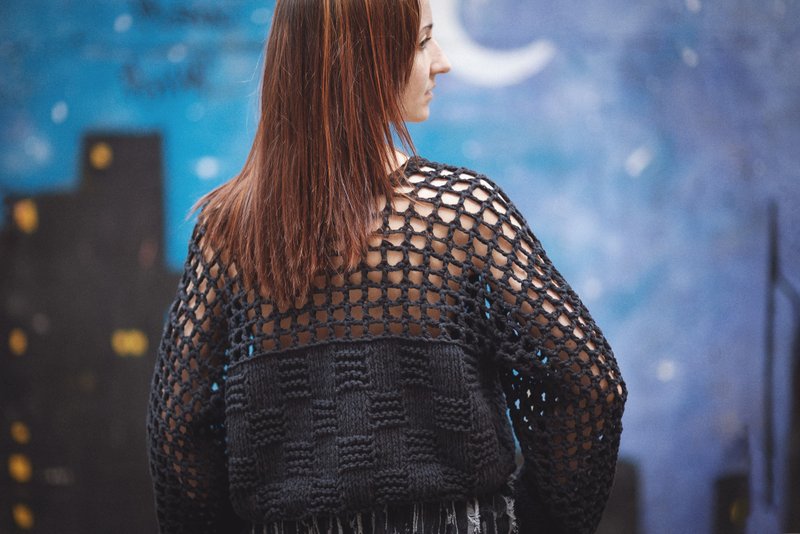 Handmade crochet mesh sweater from 100% cotton - 女装针织衫/毛衣 - 棉．麻 黑色