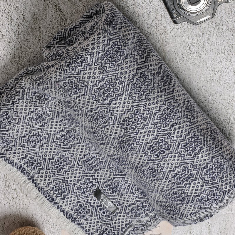 【毯子】喀什米尔羊毛大毯子/披肩 黑灰菱格 柔软保暖 - 被子/毛毯 - 羊毛 黑色