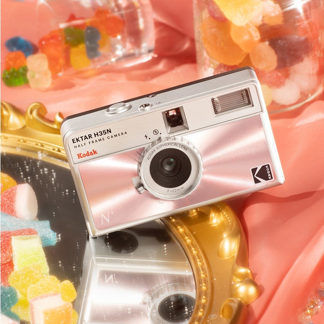 【Kodak 柯达】复古底片相机 半格机 H35N 炫光粉色 - 相机 - 塑料 绿色