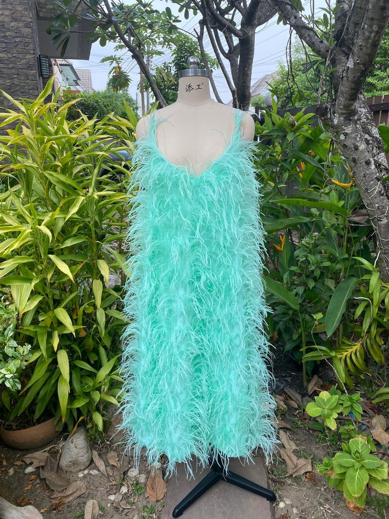 PJ mint green feathers V neckline midi dress, Plus size wedding dress - 洋装/连衣裙 - 聚酯纤维 绿色