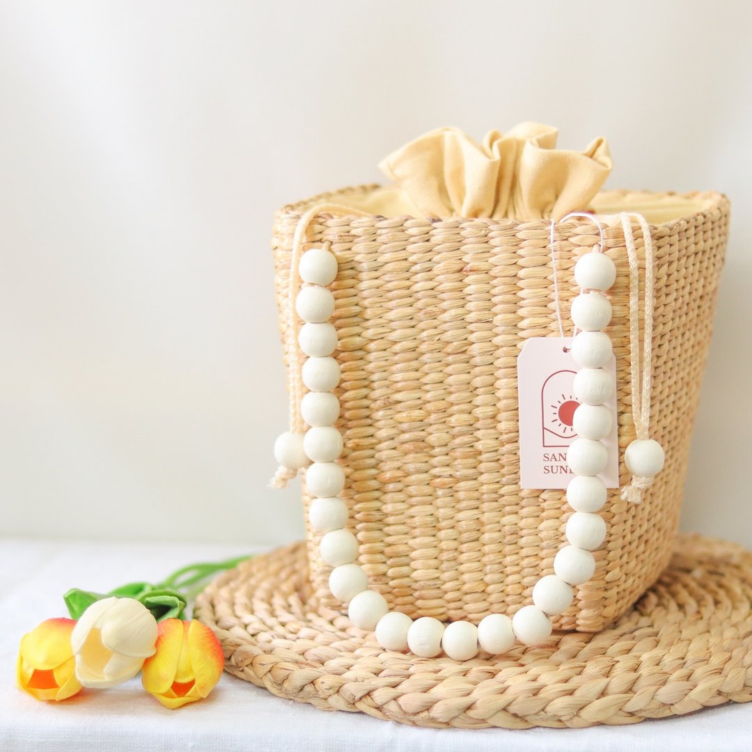 Woven bag by Water Hyacinth (Product Name : Cony Sundae) - 手提包/手提袋 - 植物．花 卡其色