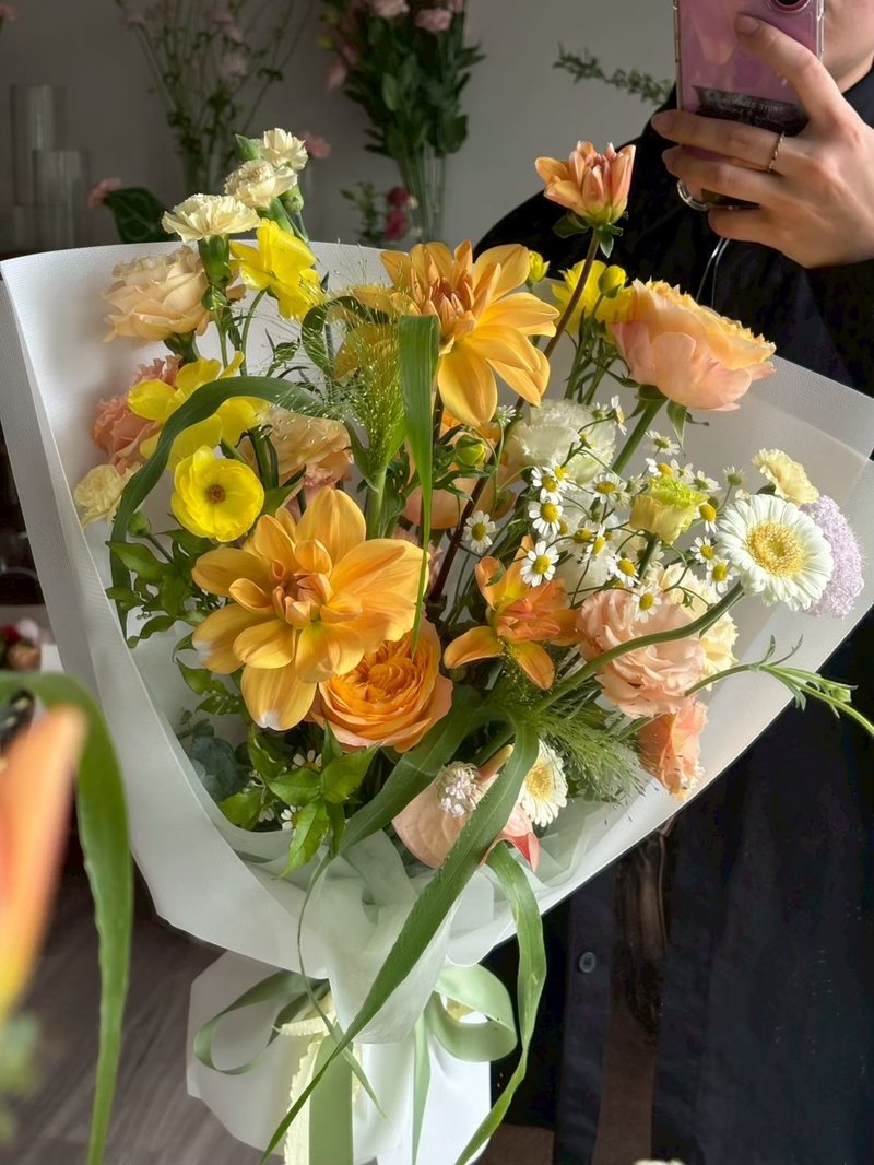 【鲜花花束】盲盒 随机 鲜花 花束 限台中自取 - 其他 - 植物．花 多色