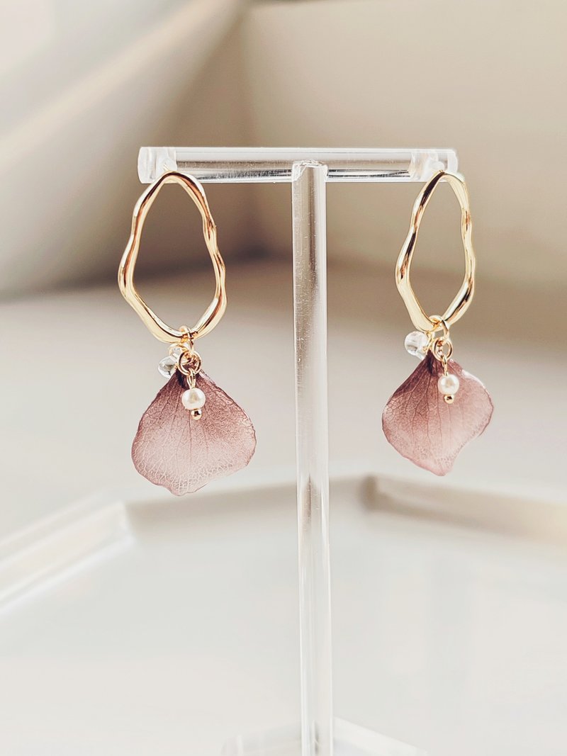 #EA137 暗紫云烟 紫色绣球花 耳钉耳夹 - 耳环/耳夹 - 植物．花 紫色