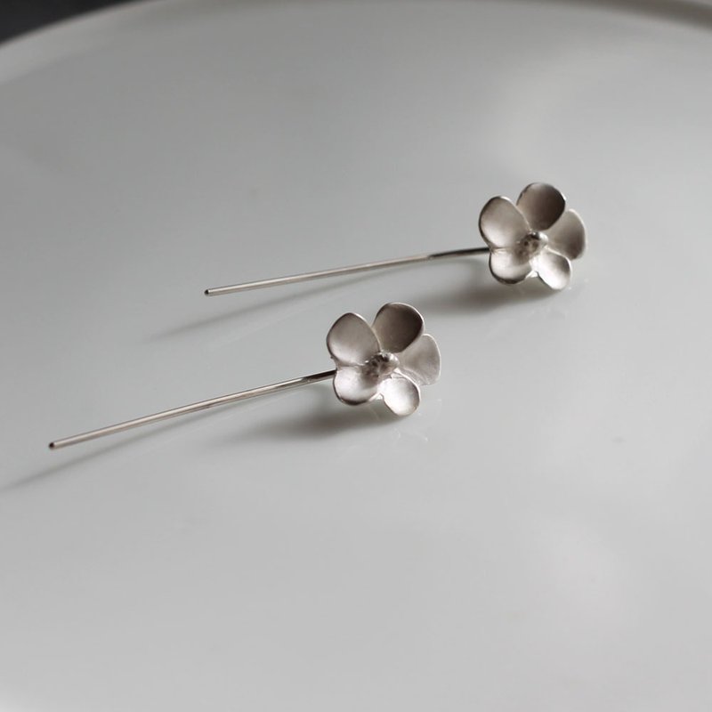 sv925 酢浆草耳针耳环 银饰 - 耳环/耳夹 - 纯银 银色