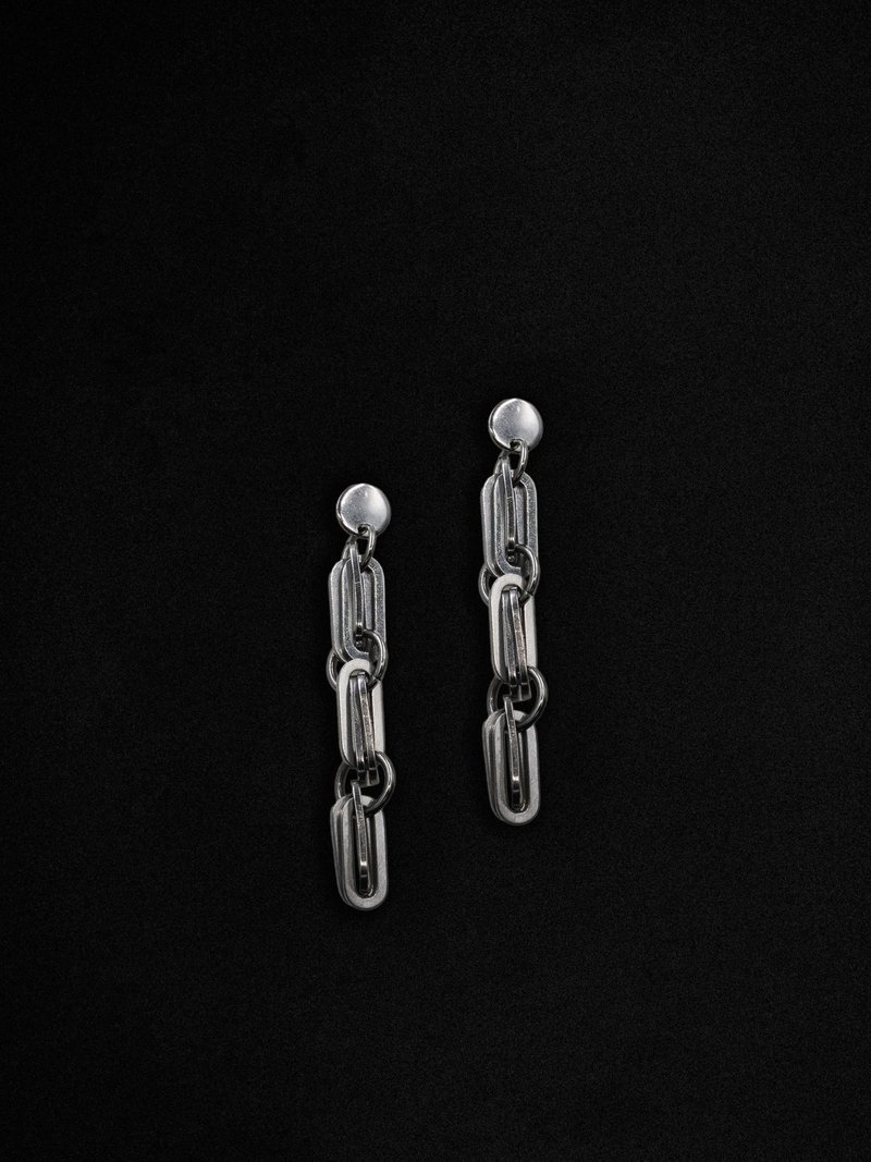 YARD YARN — Faren Earrings - 耳环/耳夹 - 不锈钢 银色