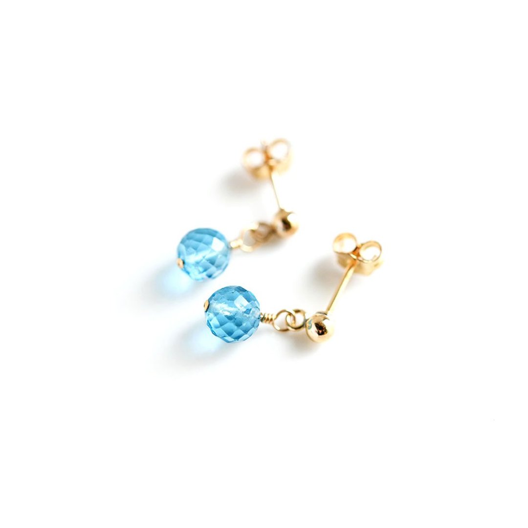 Swiss blue topaz single stud earrings that attract you to what you need and your chances November birthstone - 耳环/耳夹 - 宝石 蓝色