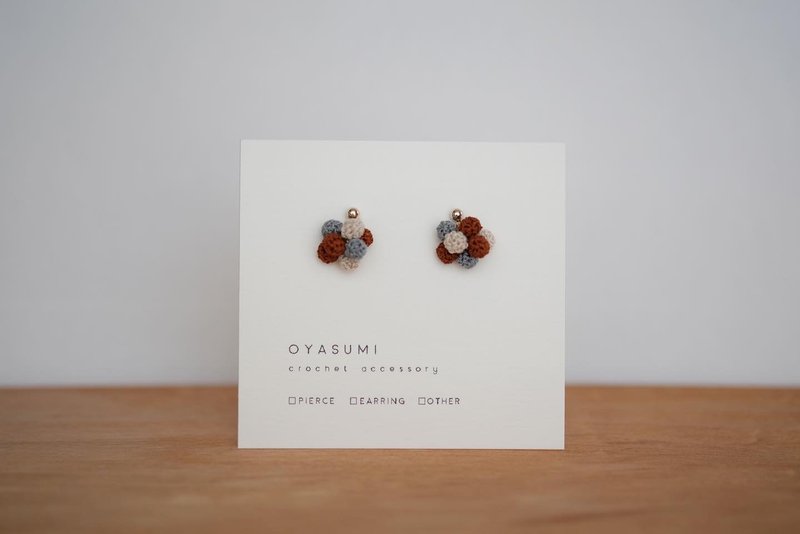 awa-tsubu #12 - 耳环/耳夹 - 绣线 