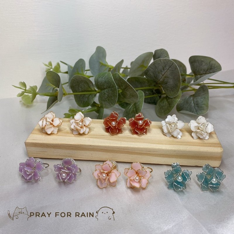 天雨花贴耳 / 手作水晶花饰品 - 耳环/耳夹 - 树脂 
