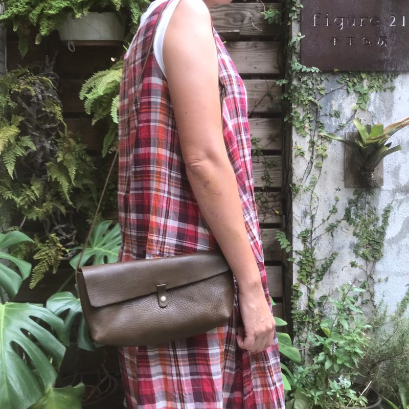 figure21 经典外出斜背包 / 小 - 侧背包/斜挎包 - 真皮 