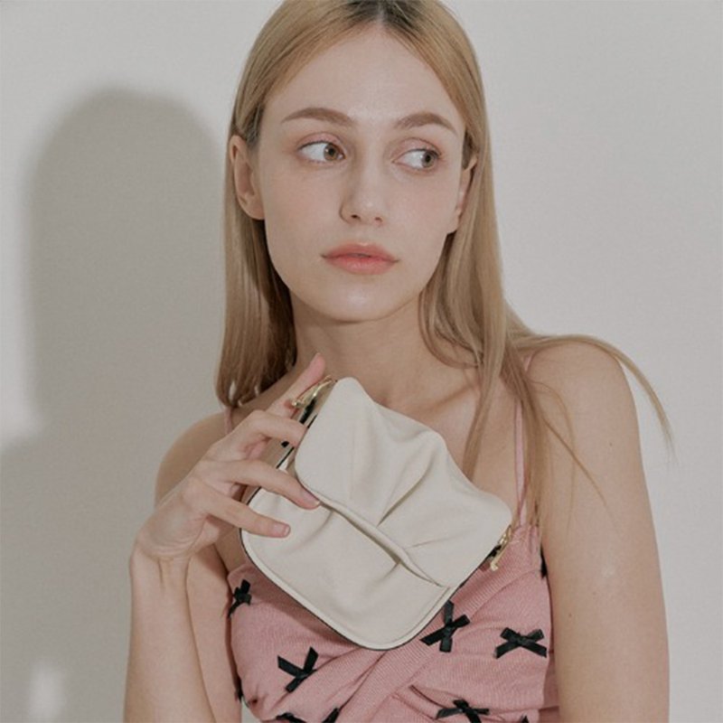 韩国 MANDU BAG | 象牙白色 | 迷你袋 | 侧背包 斜孭袋 - 侧背包/斜挎包 - 人造皮革 白色
