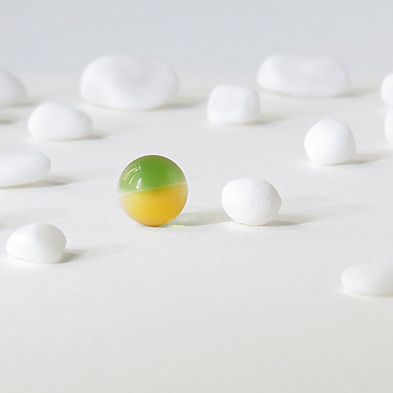 Boundary系列 玻璃耳环 耳夹 单只 圆形 绿色 琥珀色 - 耳环/耳夹 - 玻璃 绿色