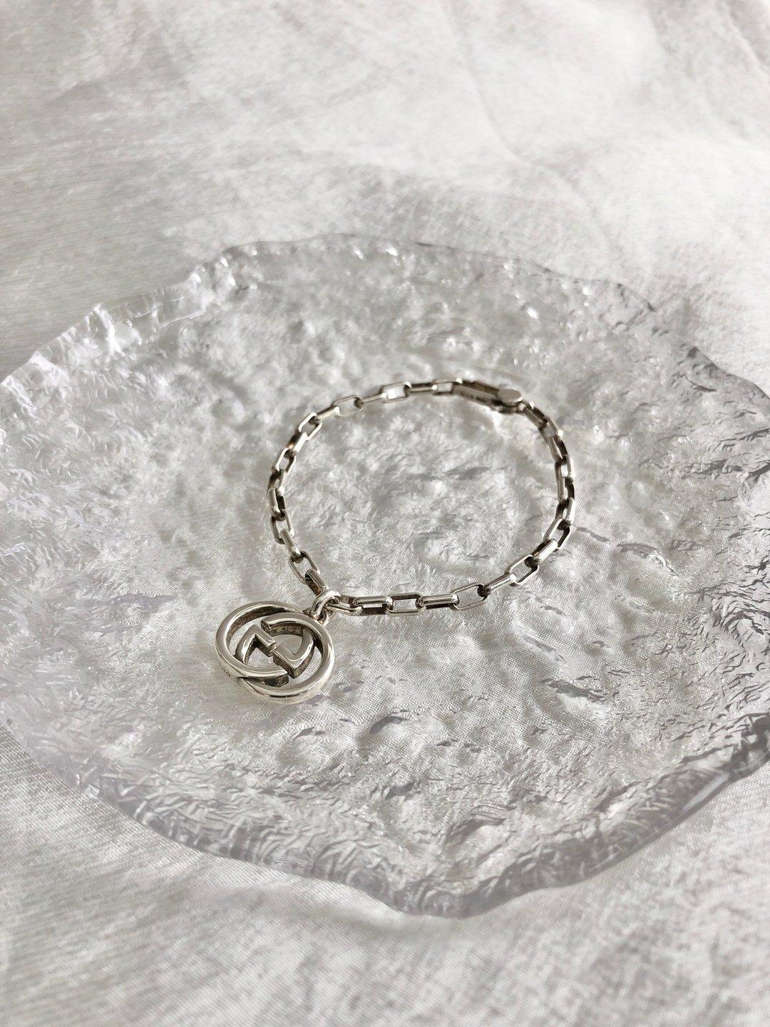 【 日本直送 名牌中古包 】GUCCI 古驰 手链 银色 Interlocking 双G Logo SILVER925 vintage 古董 mviic5 - 手链/手环 - 纯银 银色