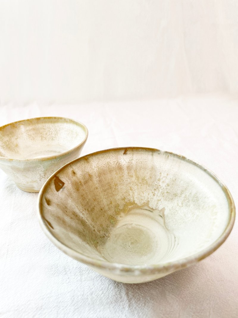 陶瓷手工 | 贝壳色系陶碗 (大) 12cm 阔 - 碗 - 陶 卡其色