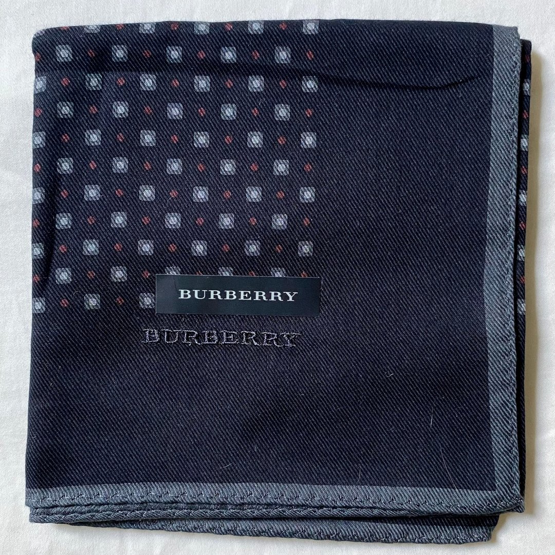复古 BURBERRY 黑色纯棉手帕 方巾 头巾 丝巾 全新含吊牌 - 手帕/方巾 - 棉 黑色