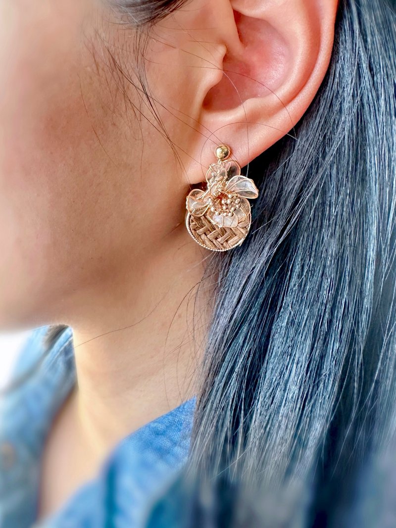 水晶花耳环 夹式耳环 渲染花耳环 - 耳环/耳夹 - 其他材质 咖啡色