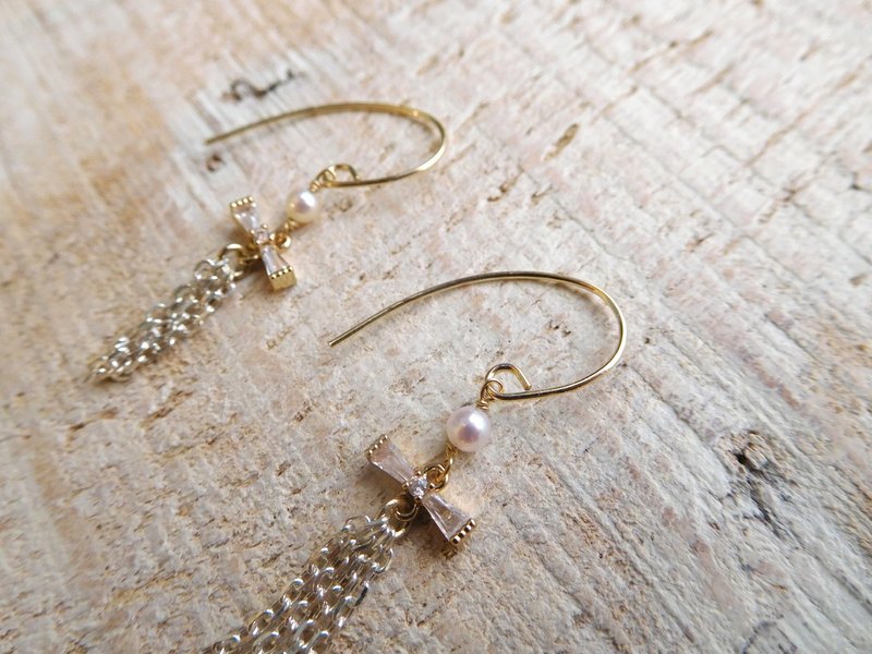 包14k金双色双材质锆石钻园珍珠耳环 可改夹 - 耳环/耳夹 - 其他材质 金色