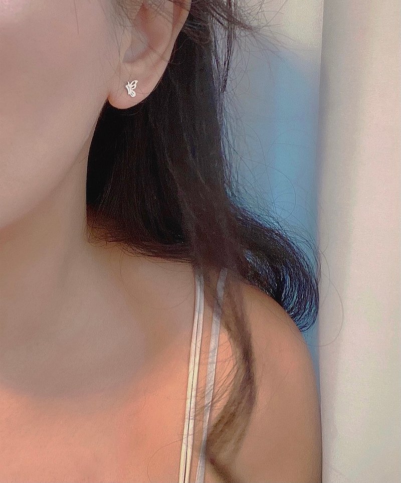MIH金工首饰 | Butterfly silver earrings 蝴蝶纯银手工耳环 - 耳环/耳夹 - 纯银 银色