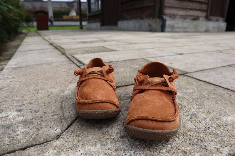 高级摔纹牛皮懒人鞋 柔软舒适 正式拖鞋两用鞋 - 女款休闲鞋 - 真皮 咖啡色