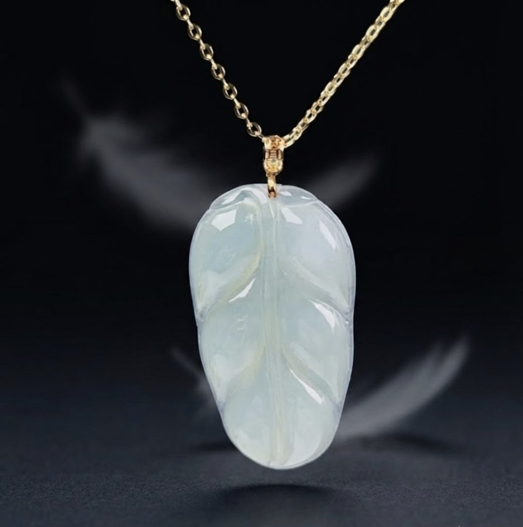 【一叶致富】冰种翡翠叶子项链 18K 金坠头 | 天然缅甸翡翠 A 货 - 项链 - 玉石 透明