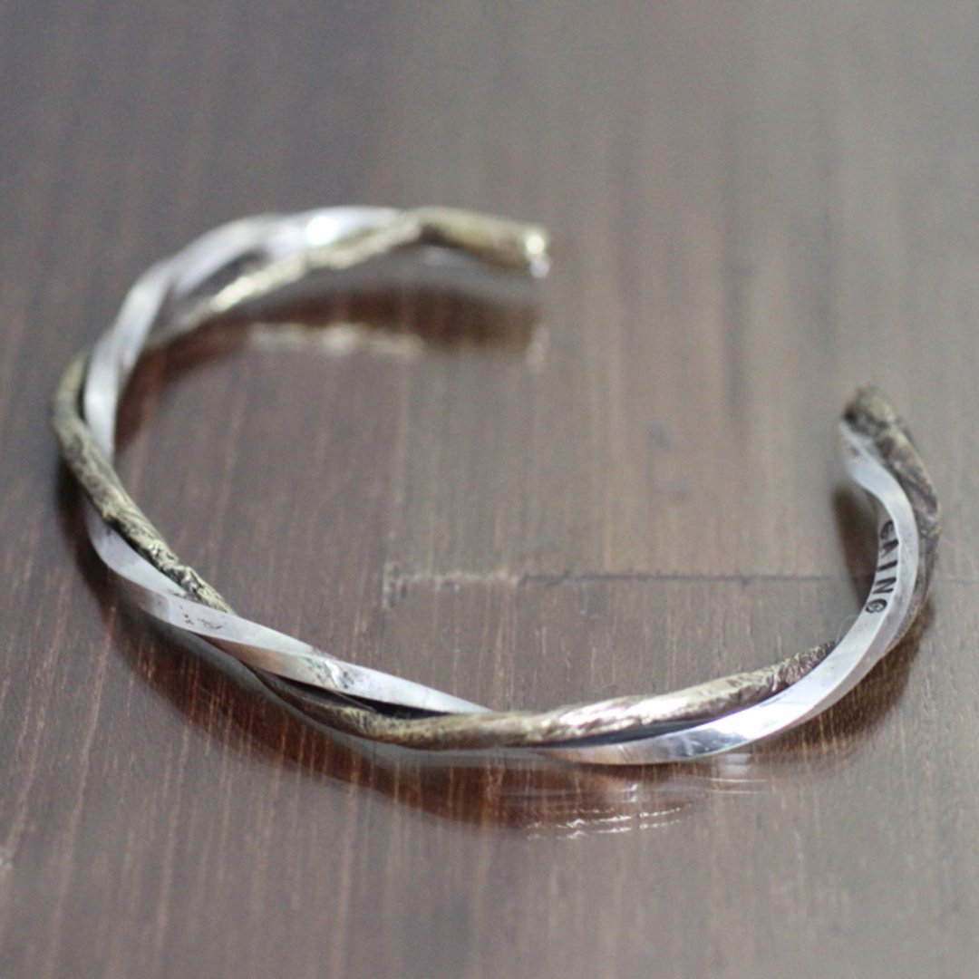 925银 手链 -meld Bangle- (银色×黄铜) 手镯 925纯银 黄铜 日本 - 手链/手环 - 纯银 银色