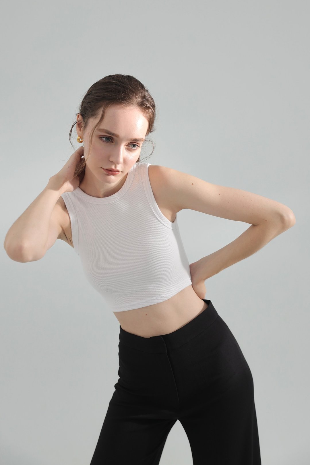 Classic Ribbed Crop Top - White | 包覆罗纹削肩背心 - 白 - 女装背心 - 棉 白色