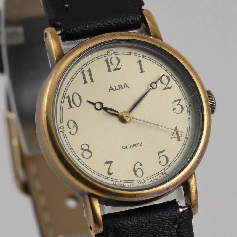 SEIKO ALBA V251-0220 女性腕表 石英机芯 黄铜色表壳 黑色表带 手表 古董表 - 女表 - 不锈钢 
