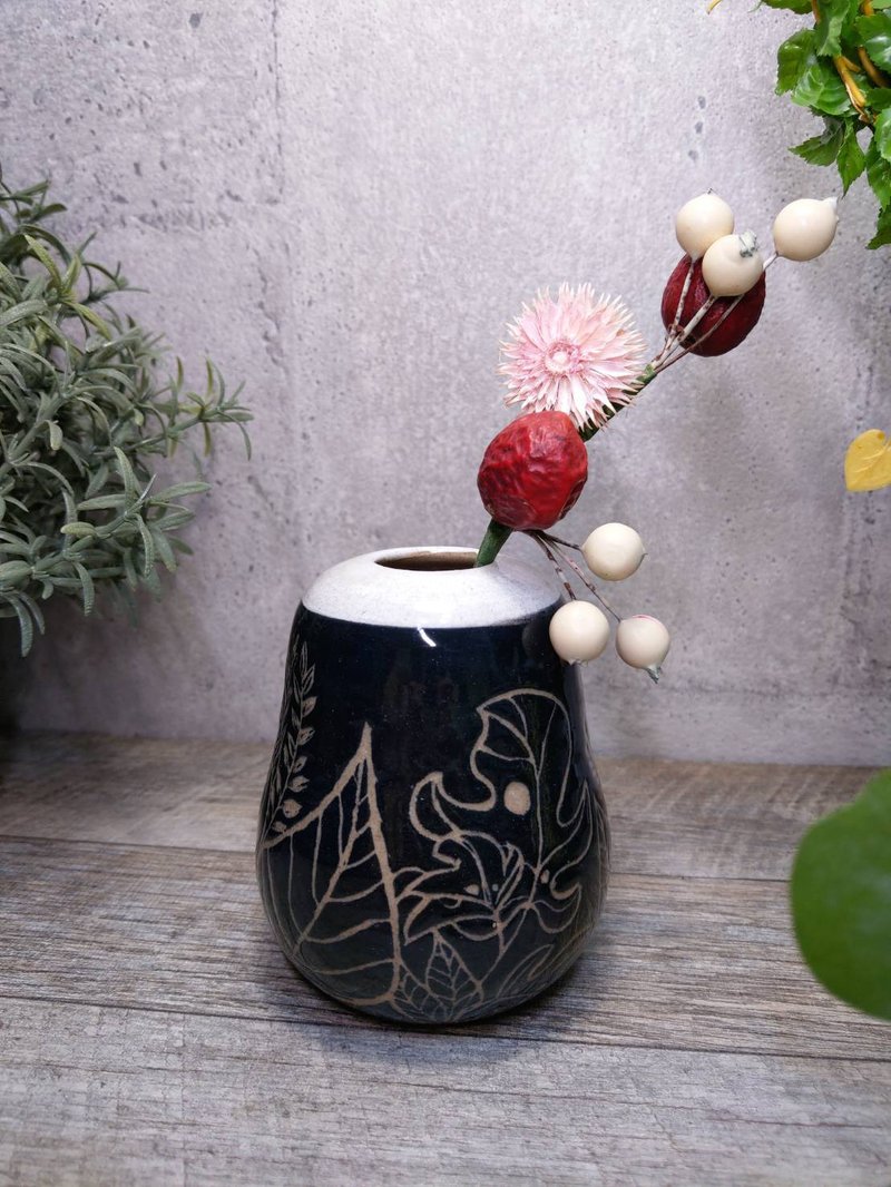 刻画花小器 - 花瓶/陶器 - 陶 