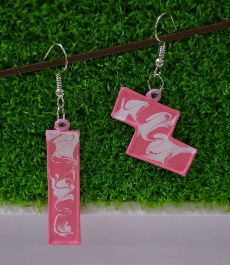 俏皮可爱的粉色系魔术方块 - 耳环/耳夹 - 环保材料 多色