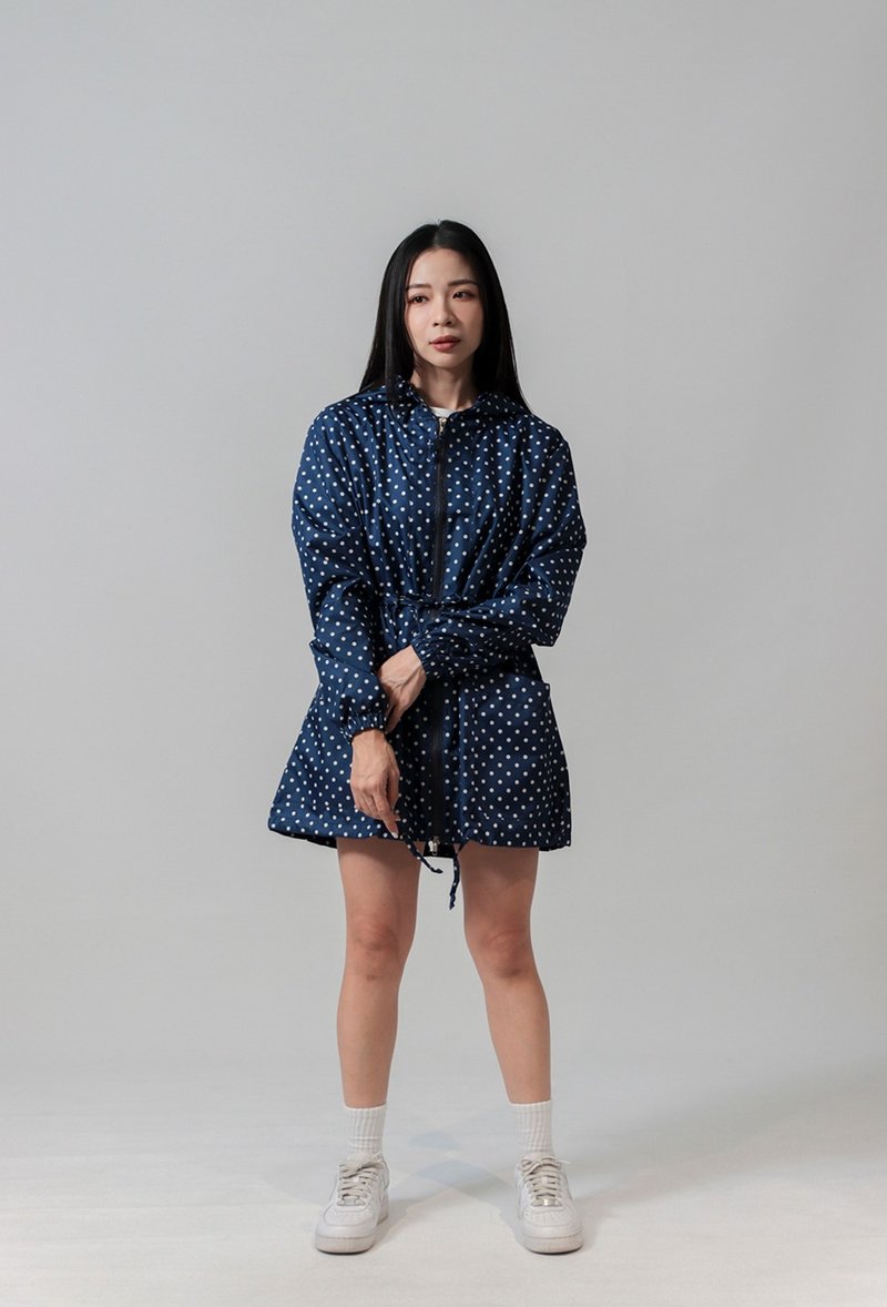 sunrainlike梦幻点点防泼水风衣 雨风衣 挡风 透气 Trench Coat - 女装休闲/机能外套 - 防水材质 蓝色