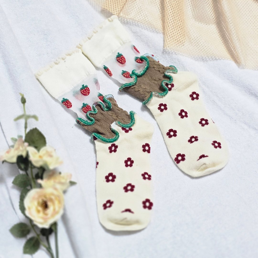 棕色×绿色 草莓 彩色柔和袜子 抢眼袜子 个性袜 15-18cm 儿童袜 socks - 袜子 - 其他材质 咖啡色