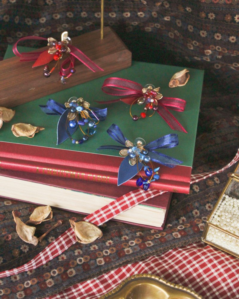 Febbi繁花-蝴蝶结耳环 - 耳环/耳夹 - 其他金属 红色