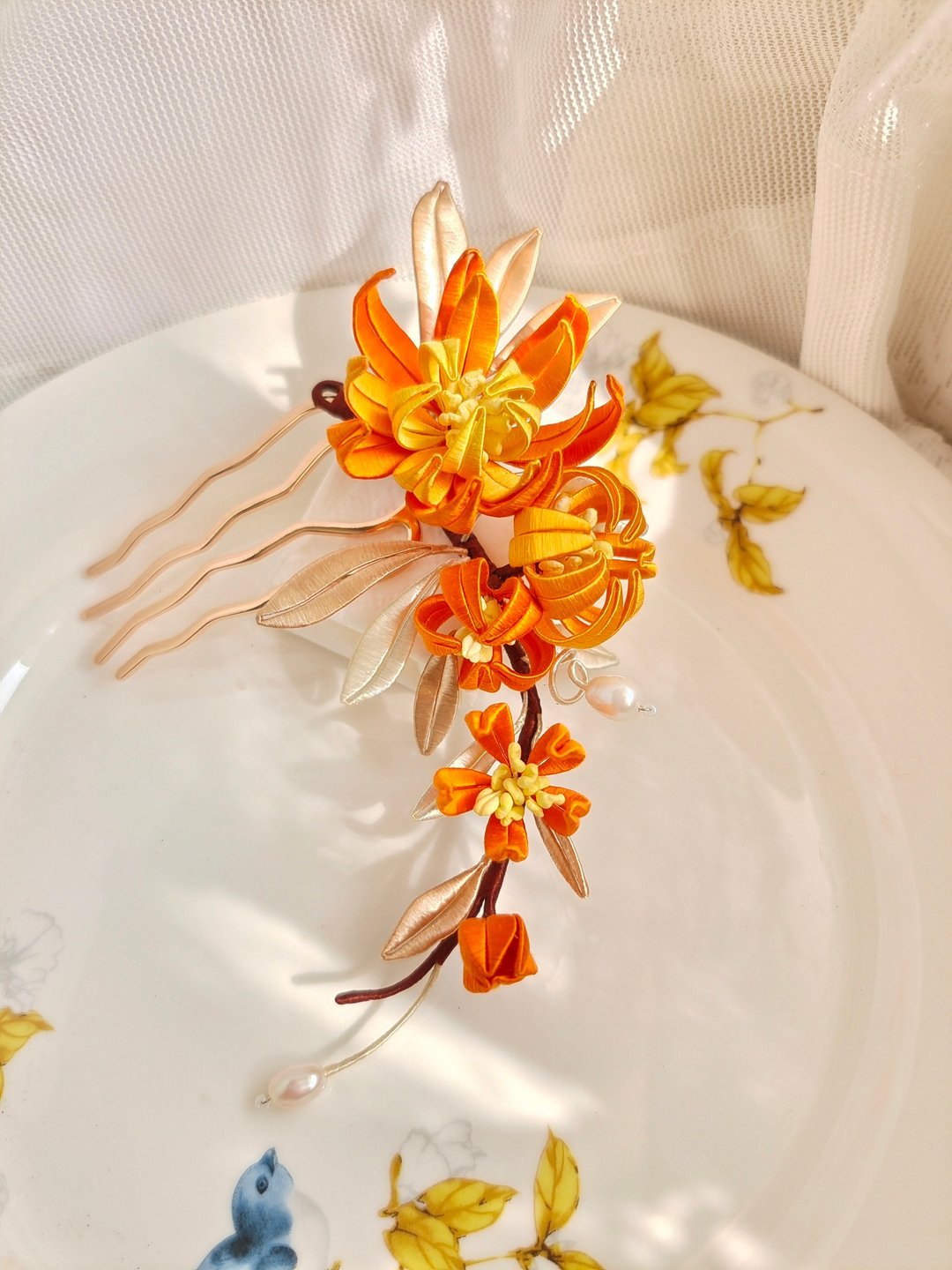橙色菊花发梳 发夹 发簪  胸针 缠花 春仔花 婚礼发饰 天然真丝 - 发饰 - 丝．绢 橘色