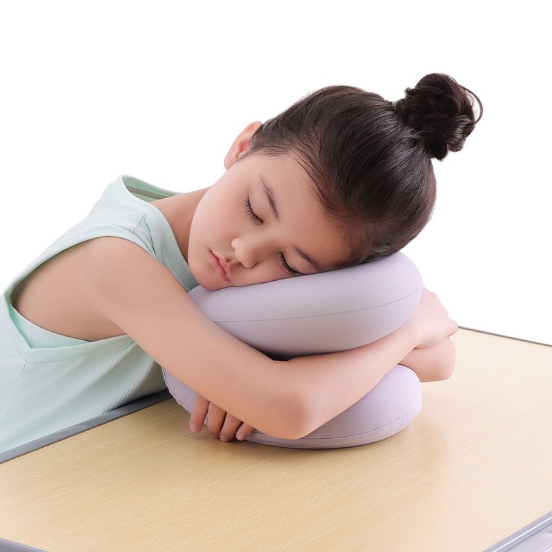 【EVERY THINK】环形趴睡枕(儿童用) 黄金45度角 呵护颈椎 - 颈枕/旅行枕 - 其他材质 多色