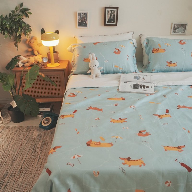 腊肠渡假-我腿短我骄傲 薄床包两用被组(60支)专柜级 100%天丝 - 寝具 - 其他材质 绿色