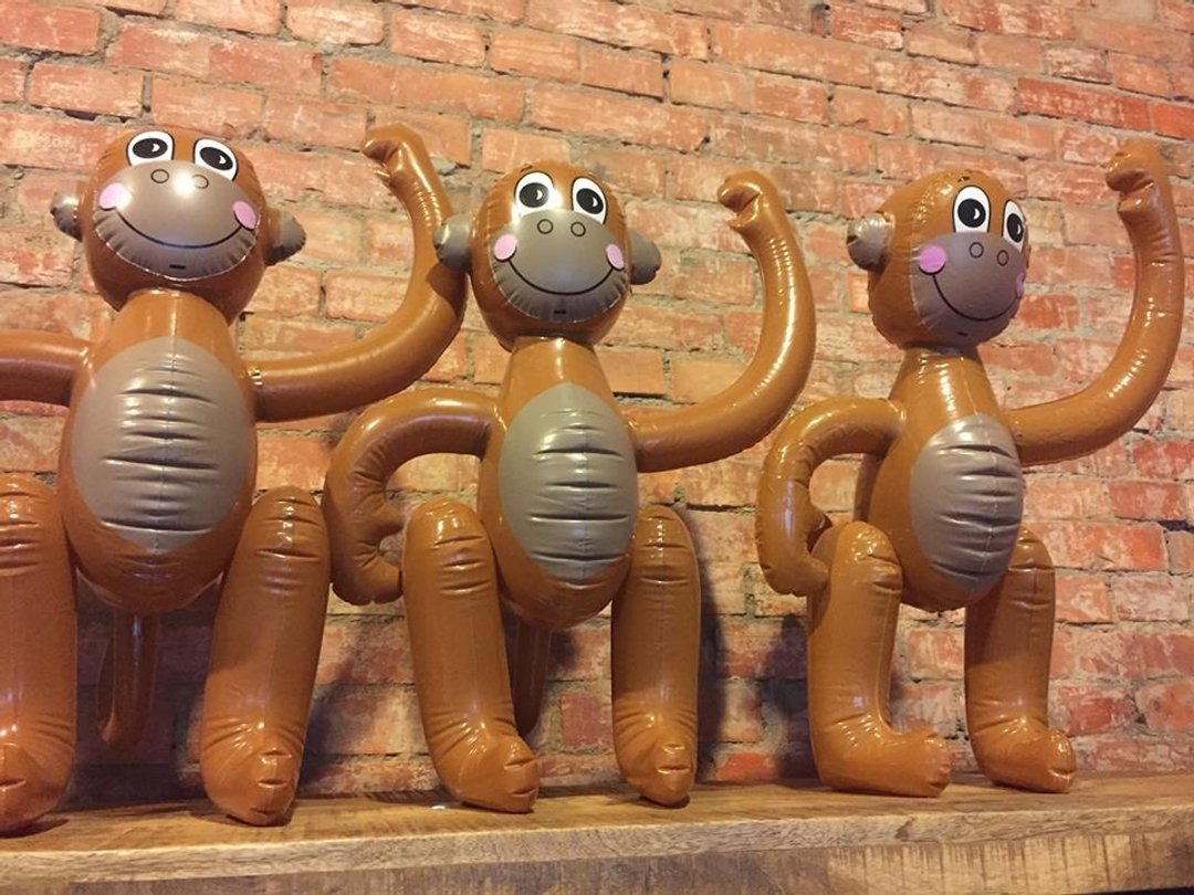 Jeff KOONS 得意猴子气球 - 摆饰 - 塑料 
