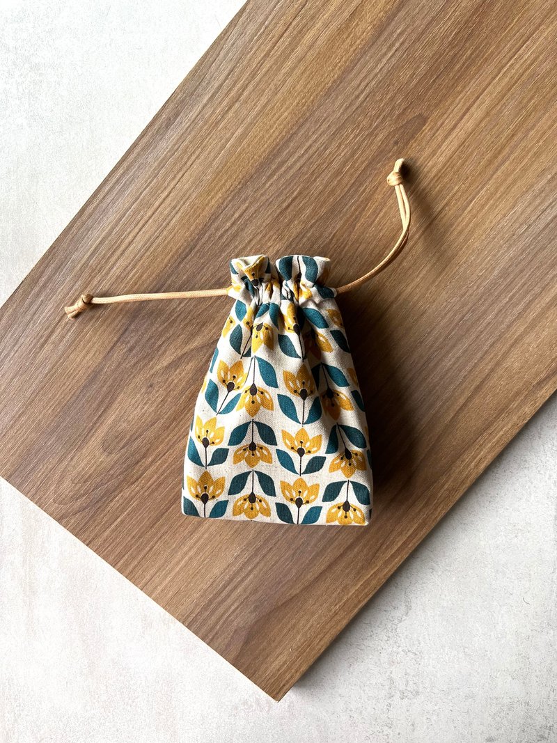束口袋丨黄叶花 - 束口袋双肩包 - 棉．麻 