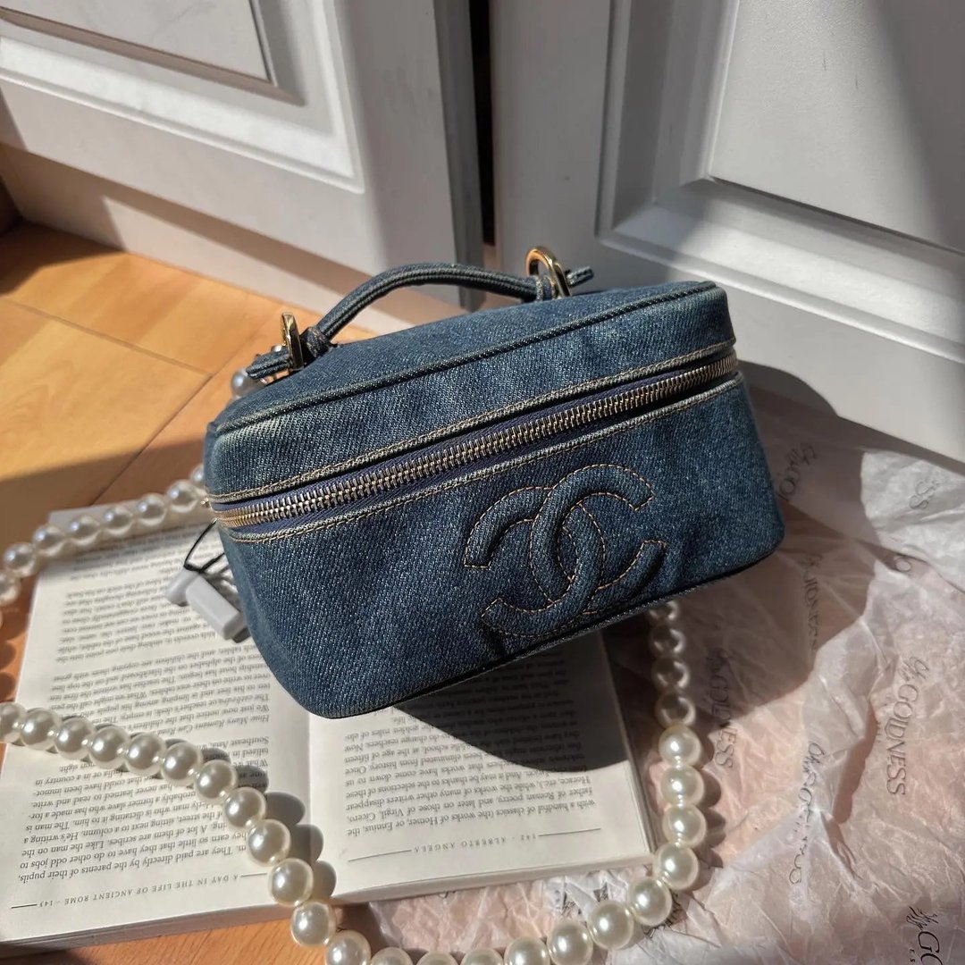 中古包 Chanel 香奈儿 牛仔 vanity化妆小提包 - 化妆包/杂物包 - 棉 蓝色