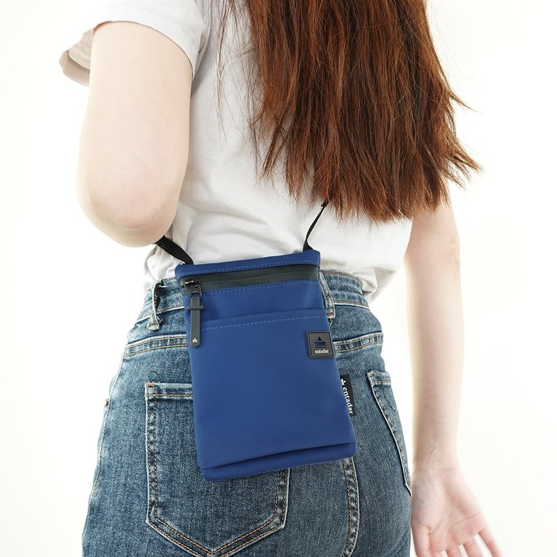 Breakwater 手机包 -克莱因蓝色 - 行李箱/行李箱保护套 - 防水材质 蓝色