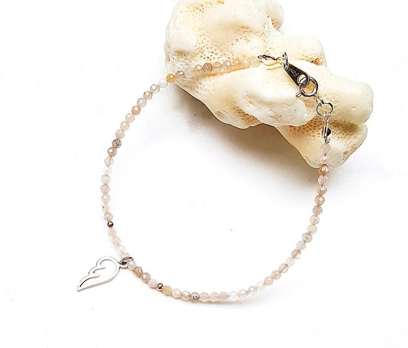 <宠爱系列-自由> 彩月光切面 925纯银手链 定制化 闺密 七夕 - 手链/手环 - 宝石 多色