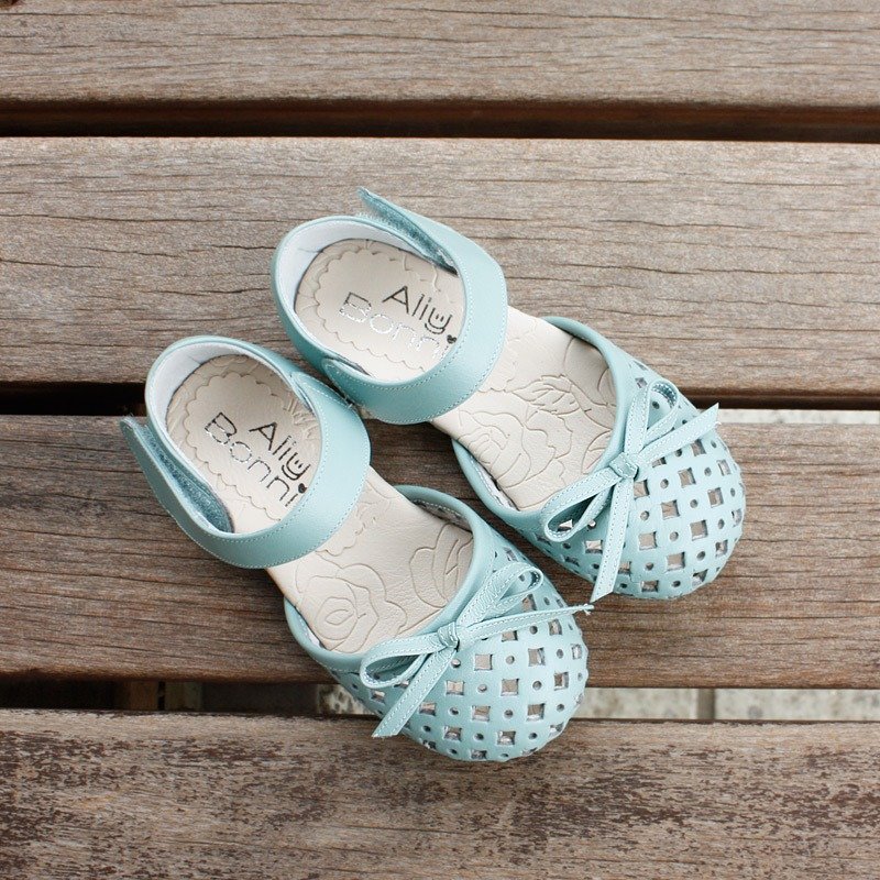 好透气搂空包趾真皮凉鞋-天空蓝 - 童装鞋 - 真皮 蓝色