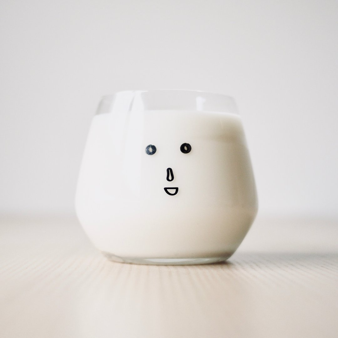 Emoji Candle for happiness 香氛心情蜡烛 笑笑 橙花 - 蜡烛/烛台 - 玻璃 白色